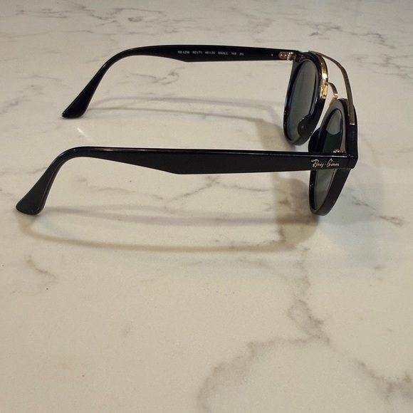 Ray-Ban’s - Picture 2 of 4